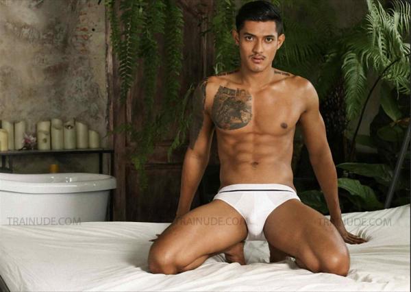 Luxe-06--Htoo-Ant-Lwin--Ebook--Video-